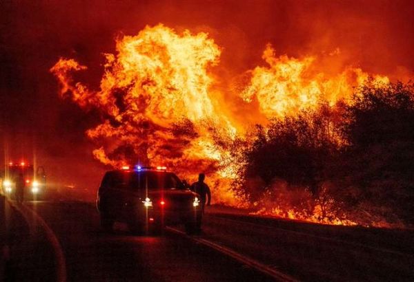 Incendios sin precedentes arrasan la costa oeste de EEUU