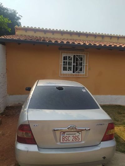 Atacan casa y vehículo de activista opositor al clan Lanzoni - Nacionales - ABC Color