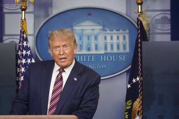 Trump admite que minimizó intencionadamente la gravedad del Covid-19 - Noticiero Paraguay