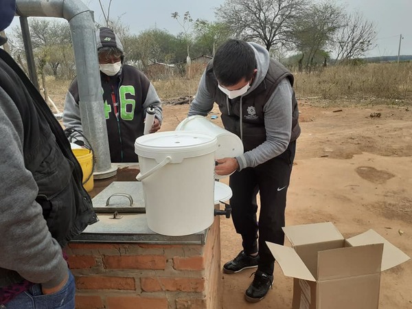 Donan filtros de agua potable para comunidades indígenas vulnerables