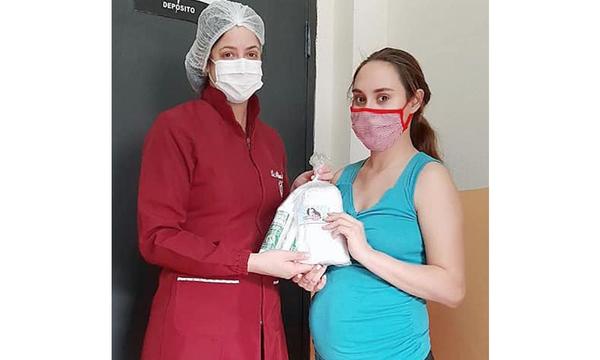 Entregan kits con tapabocas y repelentes a embarazadas – Prensa 5