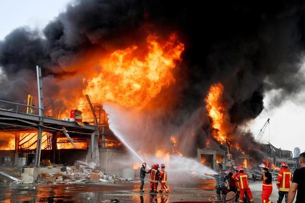 El puerto de Beirut sufrió un incendio un mes después de la explosión que destruyó media ciudad - Megacadena — Últimas Noticias de Paraguay