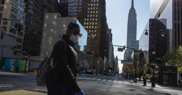 La Nación / En plena crisis, Nueva York conmemora 19 años de los atentados