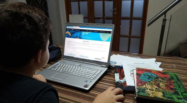 Gremio pide suspender clases virtuales por 15 días debido a «estrés» en alumnos y docentes