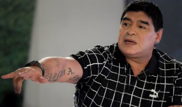 Maradona donará camisetas, comida y obras de infraestructura a diez ciudades argentinas » Ñanduti