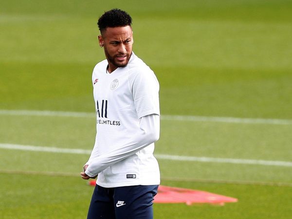 Neymar vuelve a los entrenamientos tras su positivo por COVID-19