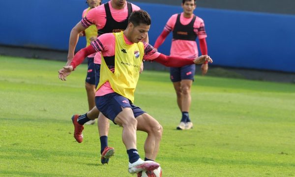 Contagio masivo de covid-19 en Nacional suspende el choque contra Cerro Porteño