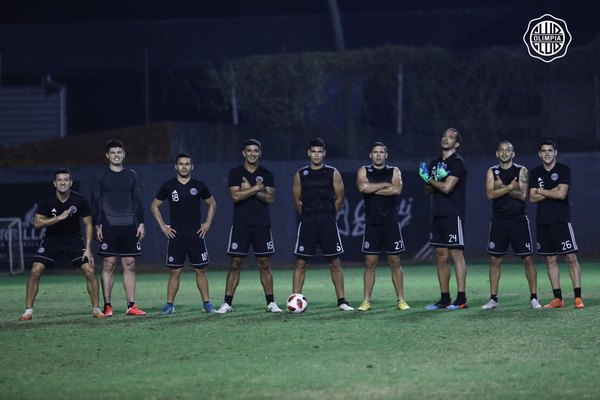 Olimpia anuncia 9 cambios para medir a River