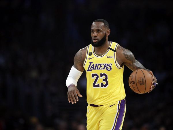 Los Lakers quedan a un triunfo de la final de la Conferencia Oeste