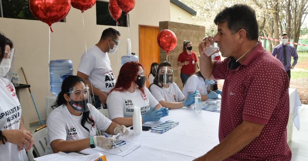 La Nación / Masiva concurrencia a campaña de ivermectina en Alto Paraná