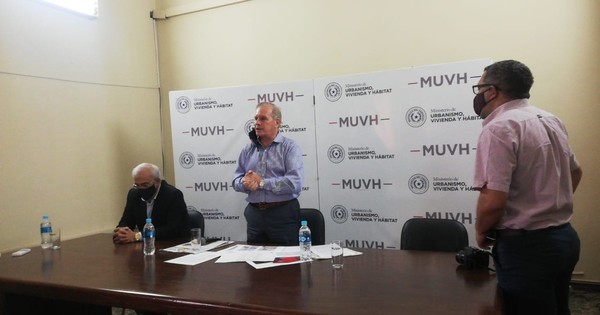 La Nación / Durand niega quema de archivos tras incendio en Ministerio de Urbanismo