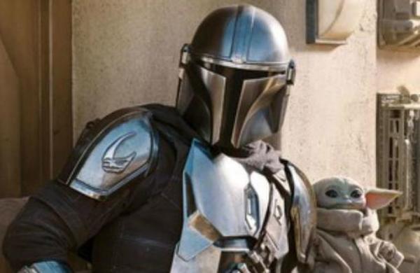 ¿Por qué los actores debían usar capas negras y capuchas para entrar al set de The Mandalorian 2? - C9N