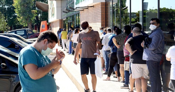 La Nación / Pytyvõ: 50 imputados por cobro indebido y otros 300 investigados