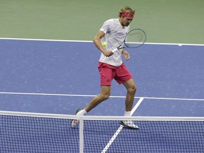 Zverev logra su primera final de un Grand Slam