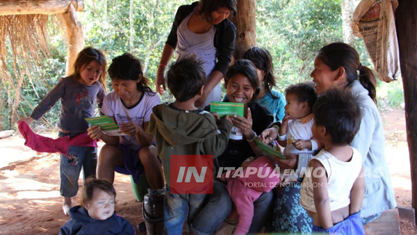 FAMILIAS INDÍGENAS A LA ESPERA ASISTENCIA DESDE EL INDI PARA OLLAS POPULARES