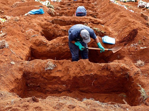 Brasil sobrepasa los 130.000 muertos por Covid-19