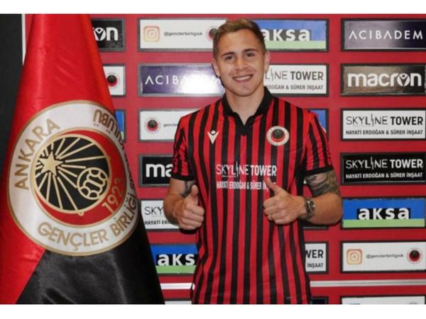 Robert Piris Da Motta recala en Turquía