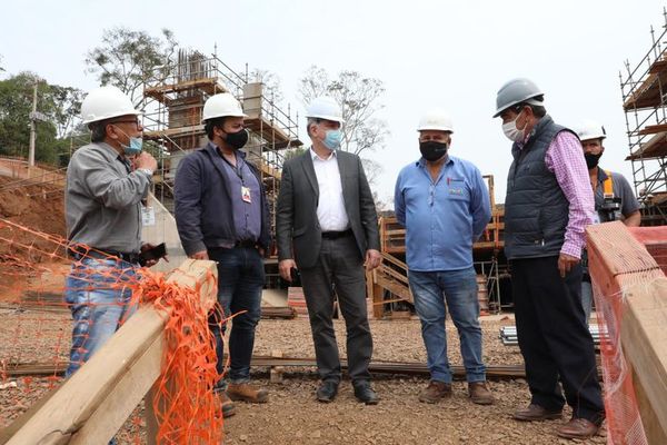Verifican obra del puente de la Integración y anuncian trabajos complementarios - ABC en el Este - ABC Color