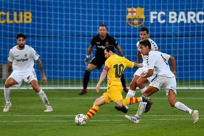 Messi fue titular en la victoria del Barcelona en un amistoso - Fútbol - ABC Color