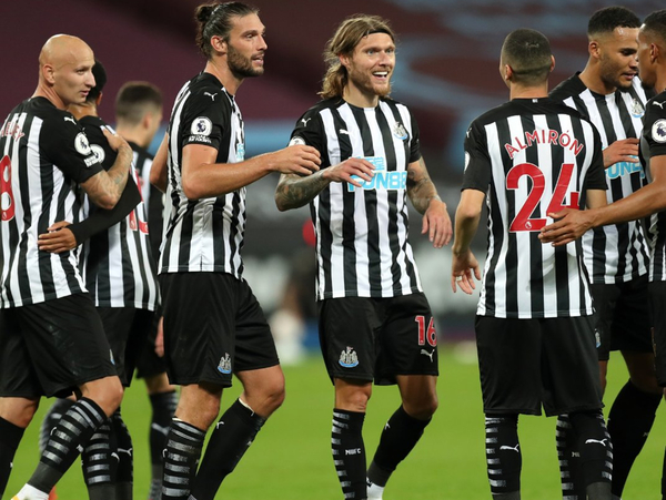 Asistencia de Almirón en la victoria del Newcastle