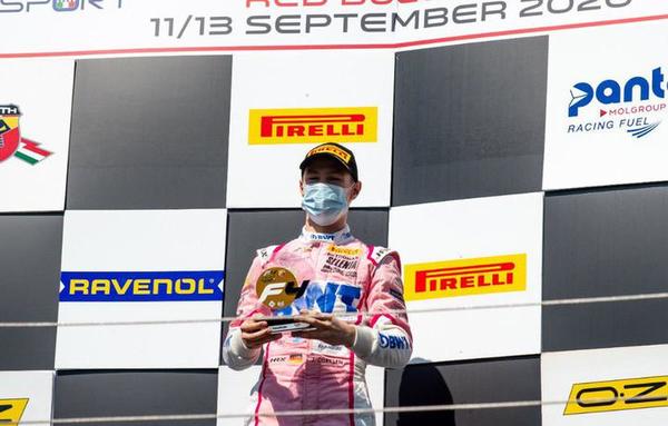 Joshua Duerksen logró una victoria en el Campeonato italiano de Fórmula 4
