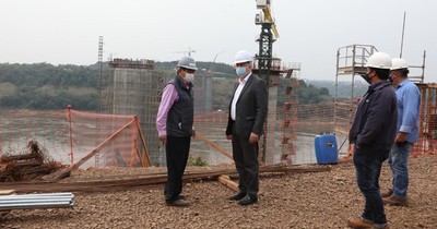 La Nación / El puente de la Integración va tomando forma y permitirá movilizar la producción agroganadera