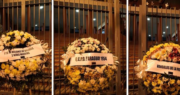 Mensajes políticos concebidos como metáfora fúnebre