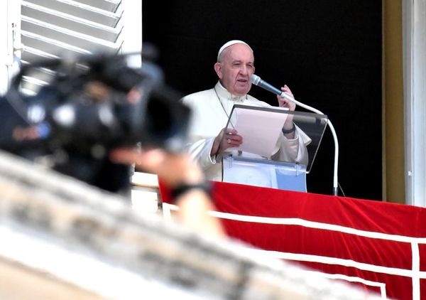 Papa insta a manifestantes a ser pacíficos y a autoridades a respetar sus derechos - Mundo - ABC Color