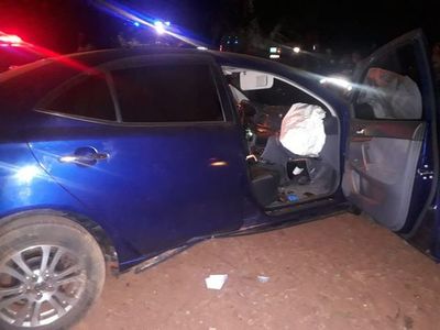 Automovilista muere al chocar contra un árbol, tras esquivar una moto - ABC en el Este - ABC Color