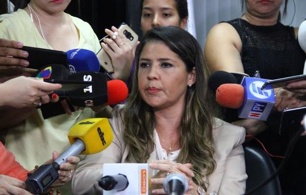 Agente penitenciaria de penal de mujeres de Coronel Oviedo fallece a causa de Covid-19