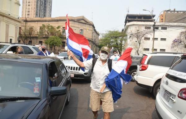 #ParaguaySinEPP: Caravana por la liberación de Óscar Denis y Adelio Mendoza