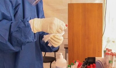 Mujer guardiacárcel muere tras complicaciones por Covid-19