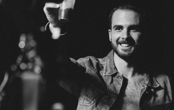 HOY / Iván Zavala se replantea y "suelta" en nueva canción