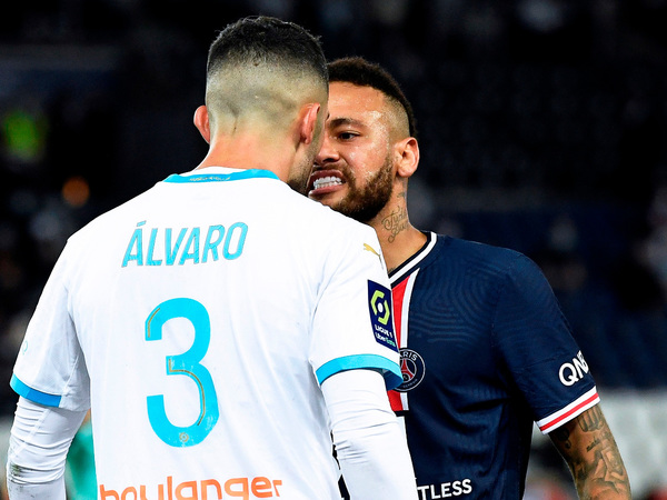Neymar no se arrepiente de haber golpeado a un rival