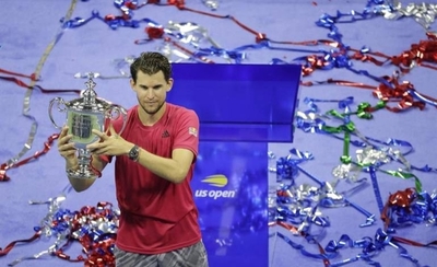 HOY / Thiem remonta dos sets ante Zverev y se proclama campeón