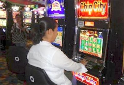 Crónica / Probó nomás suerte y ¡ganó 100 millones!