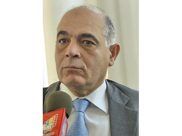 Ex senador desconfía de un nuevo negociado con Acepar
