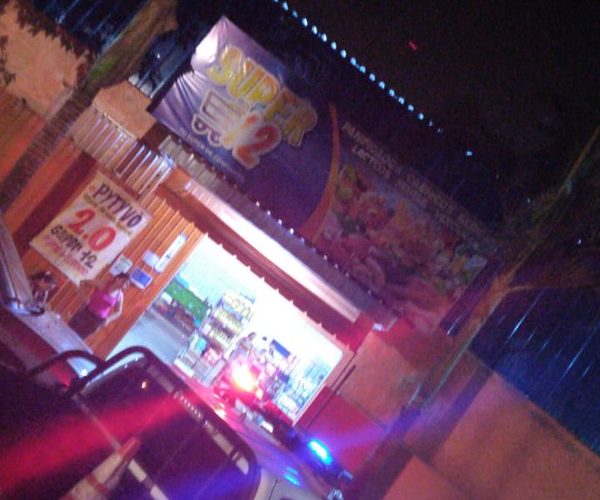 Cuatro bandidos asaltan a tiros un local comercial y roban dinero y mercaderías – Diario TNPRESS