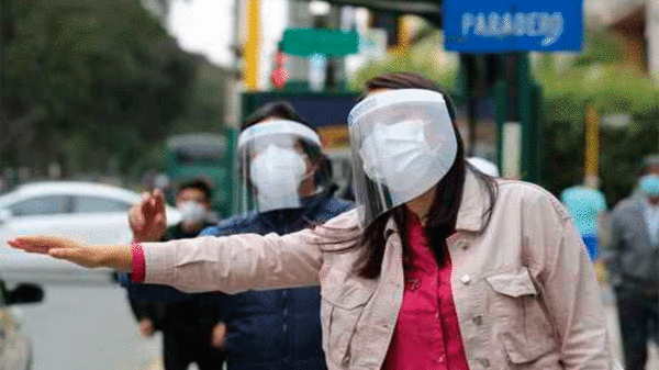 Protector facial sin mascarilla genera falsa seguridad, advierte Salud - ADN Paraguayo