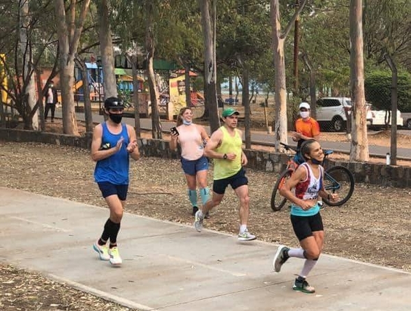 HOY / Ni el calor ni el humo detuvieron a las paraguayas que corrieron la maratón de Boston