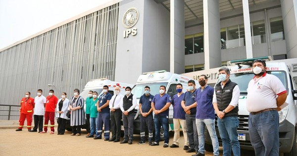 La Nación / Itaipú reforzó personal para servicio de ambulancias con UTI en Alto Paraná