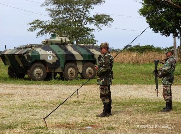 Ejército aumenta presencia militar con blindados en Concepción