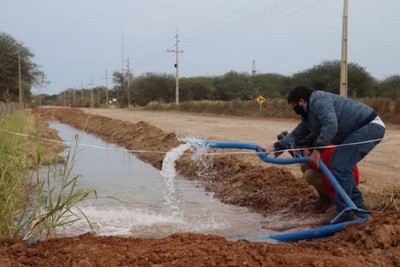 Vendían a alrededor de G. 1.200.000 cada carga de agua extraída del sistema de distribución del Chaco Central » Ñanduti