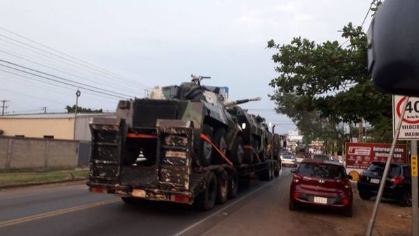 Ejército paraguayo traslada vehículos blindados para combate al EPP
