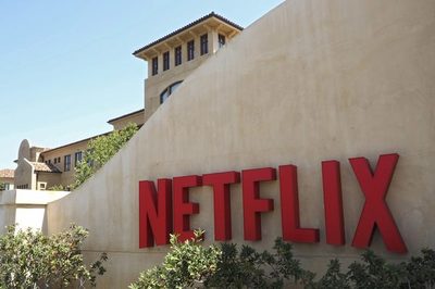 Ecuador aplica IVA a servicios digitales importados como Netflix y Zoom - MarketData