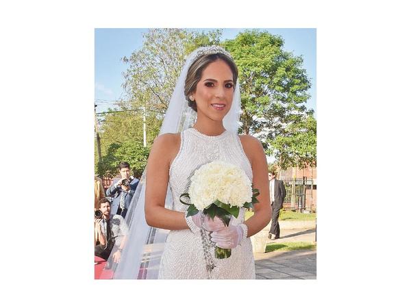 Gustale-Domaniczky Bodas de algodón de Clavel y Sebastián