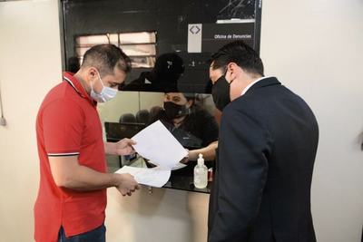 Prieto denuncia a CONTRIBUYENTE para proteger ESQUEMA de ROBO en la comuna
