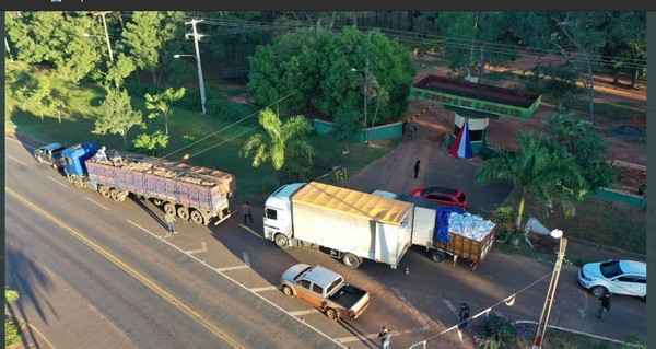 Dos camiones del ESQUEMA del “Ing. José” cayó en Curuguaty