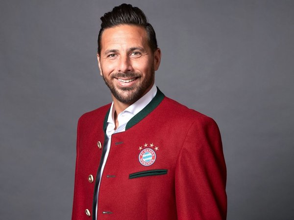 Claudio Pizarro nombrado nuevo embajador del Bayern Múnich