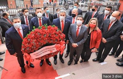 Senadora que se aglomeró en la ANR dio positivo al COVID-19 - Nacionales - ABC Color